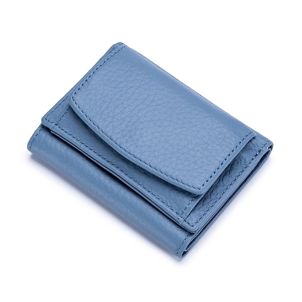 Women's wallets and purses made of genuine leather, fashionable small wallets.
