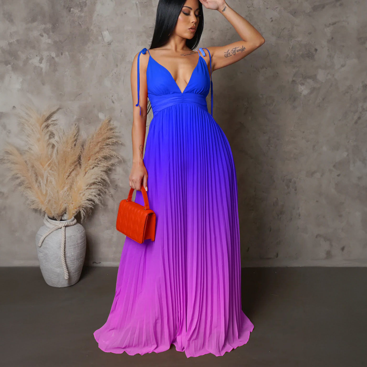 D403 Women's Loose-Fitting Beach Dress, Pleated, Bohemian Style, Double Suspenders, Sexy, Feminine, High-Waisted, Gradient, Maxi Dress