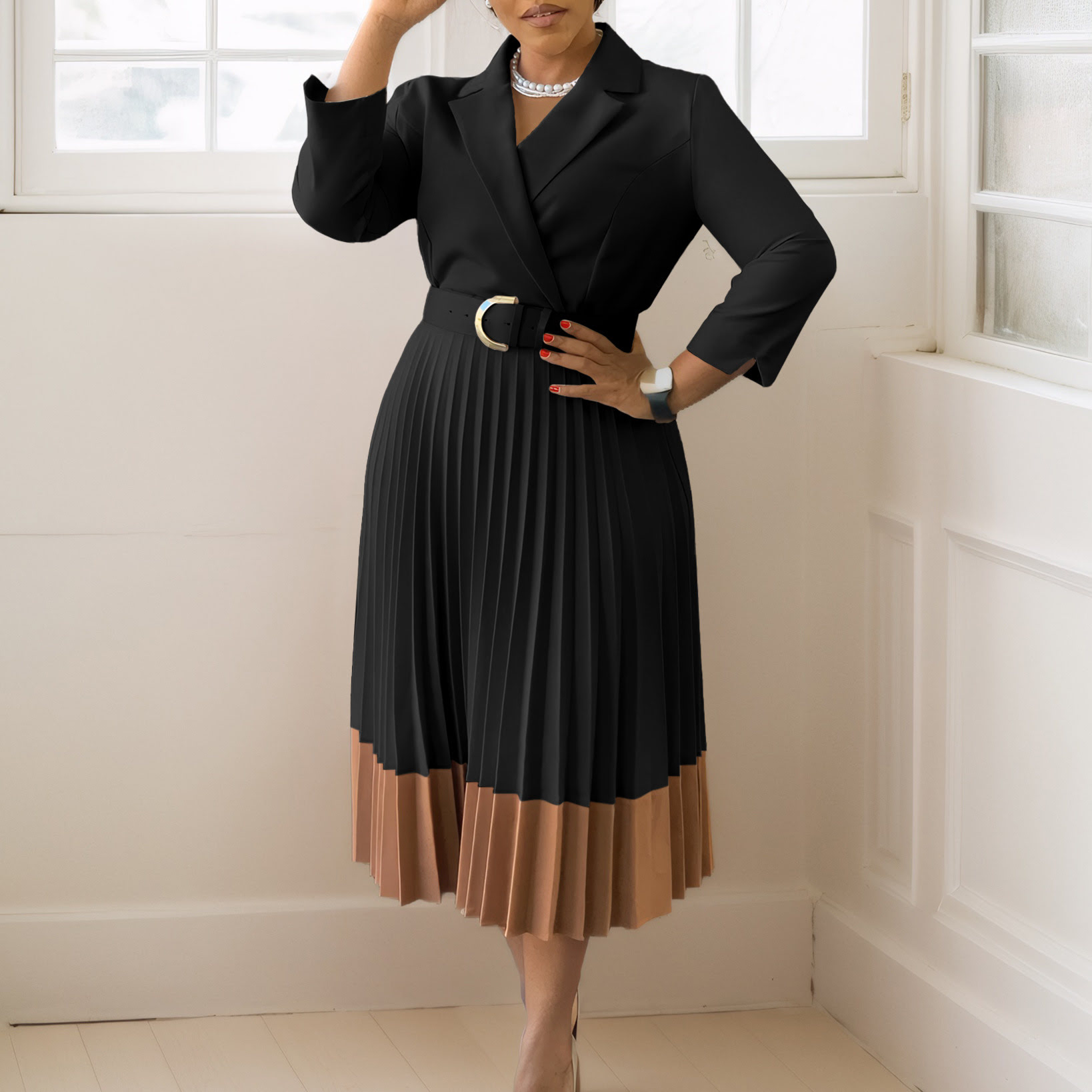 D538 Pleated dress with belt and color block